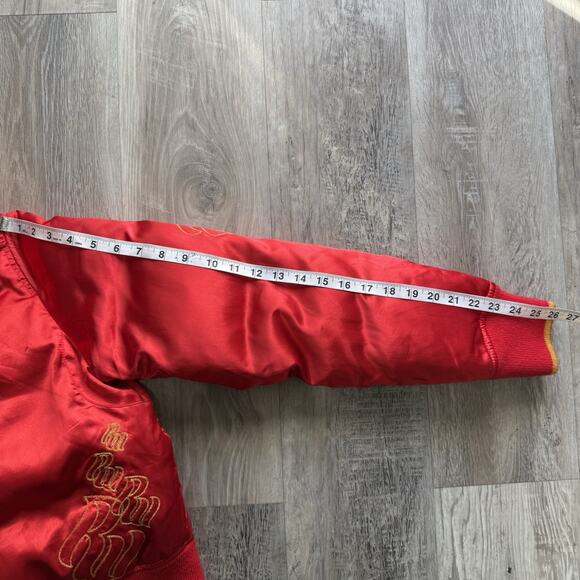 Red Y2K Rocawear women’s medium puffer jacket - Picture 12 of 14